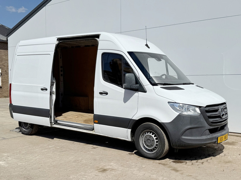 Mercedes-Benz Sprinter 311 CDI L2H2 Airco Cruise Control Climate Control Euro 6 - Small van: picture 5 Mercedes-Benz Sprinter 311 CDI L2H2 Airco Cruise Control Climate Control Euro 6 - Small van: picture 5