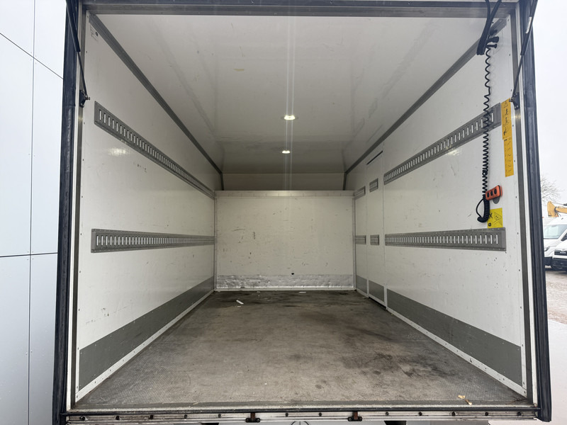 Panel van Mercedes-Benz Sprinter 317 1.9 CDI Laadklep Automaat LED Climate Control Cruise Control Camera Carplay Stoelverwarming Bakwagen Meubelbak Koffer: picture 12 Panel van Mercedes-Benz Sprinter 317 1.9 CDI Laadklep Automaat LED Climate Control Cruise Control Camera Carplay Stoelverwarming Bakwagen Meubelbak Koffer: picture 12