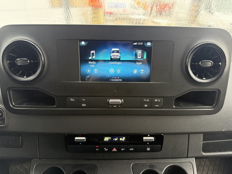 Panel van Mercedes-Benz Sprinter 317 1.9 CDI Laadklep Automaat LED Climate Control Cruise Control Camera Carplay Stoelverwarming Bakwagen Meubelbak Koffer: picture 19 Panel van Mercedes-Benz Sprinter 317 1.9 CDI Laadklep Automaat LED Climate Control Cruise Control Camera Carplay Stoelverwarming Bakwagen Meubelbak Koffer: picture 19