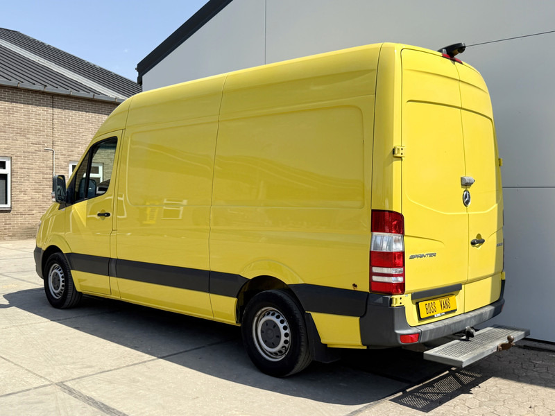 Mercedes-Benz Sprinter 319 3.0 CDI V6 Automaat L2H2 Climate Control Cruise Control Trekhaak Camera Stoelverwarming - Panel van: picture 2 Mercedes-Benz Sprinter 319 3.0 CDI V6 Automaat L2H2 Climate Control Cruise Control Trekhaak Camera Stoelverwarming - Panel van: picture 2