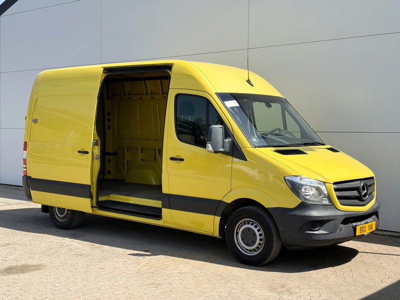 Mercedes-Benz Sprinter 319 3.0 CDI V6 Automaat L2H2 Climate Control Cruise Control Trekhaak Camera Stoelverwarming - Panel van: picture 5 Mercedes-Benz Sprinter 319 3.0 CDI V6 Automaat L2H2 Climate Control Cruise Control Trekhaak Camera Stoelverwarming - Panel van: picture 5