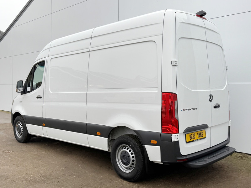 Mercedes-Benz eSprinter 312 L2H2 55kWh AIRCO 168km Actieradius Binnen 30 Minuten VOL Snellader - Panel van, Electric van: picture 2 Mercedes-Benz eSprinter 312 L2H2 55kWh AIRCO 168km Actieradius Binnen 30 Minuten VOL Snellader - Panel van, Electric van: picture 2