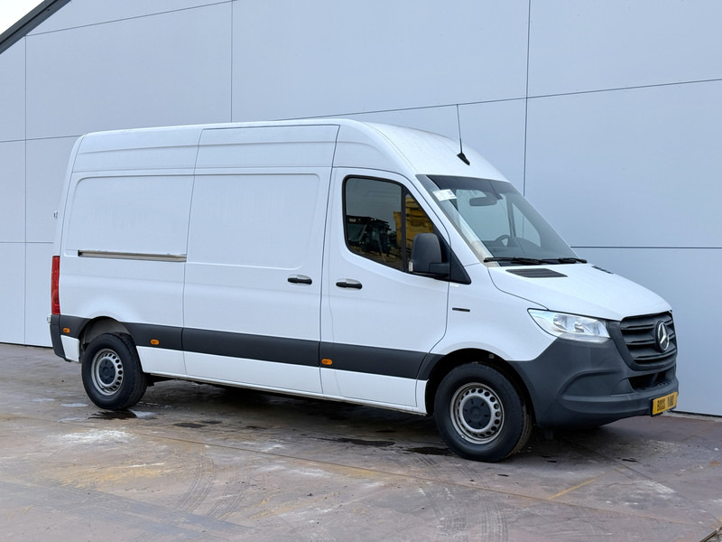 Mercedes-Benz eSprinter 312 L2H2 Elektrisch 41kWh 120km WLTP Climate Control Camera Stoelverwarming - Panel van, Electric van: picture 4 Mercedes-Benz eSprinter 312 L2H2 Elektrisch 41kWh 120km WLTP Climate Control Camera Stoelverwarming - Panel van, Electric van: picture 4