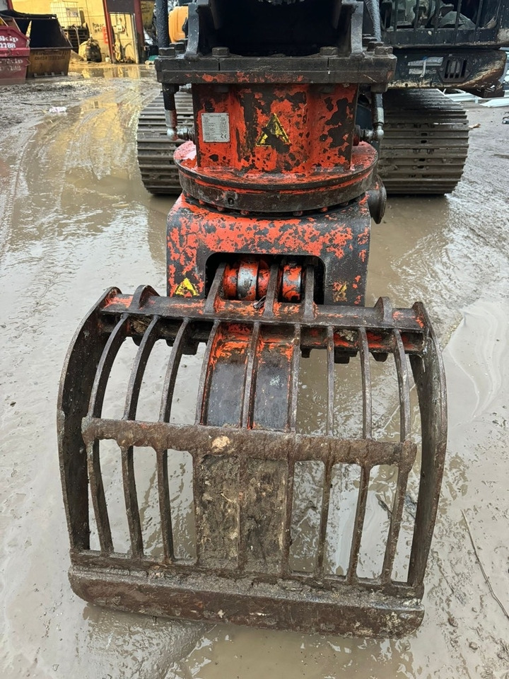 Crawler excavator Hyundai HX140L: picture 18