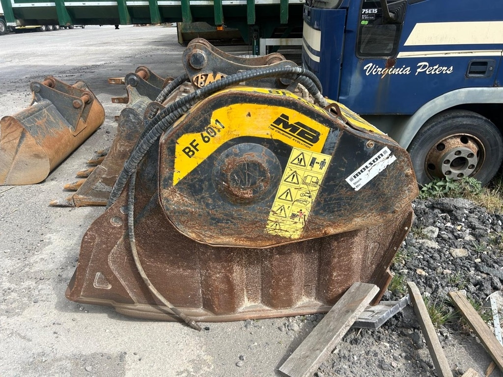MB Crusher BF 60.1 - Bucket: picture 3 MB Crusher BF 60.1 - Bucket: picture 3