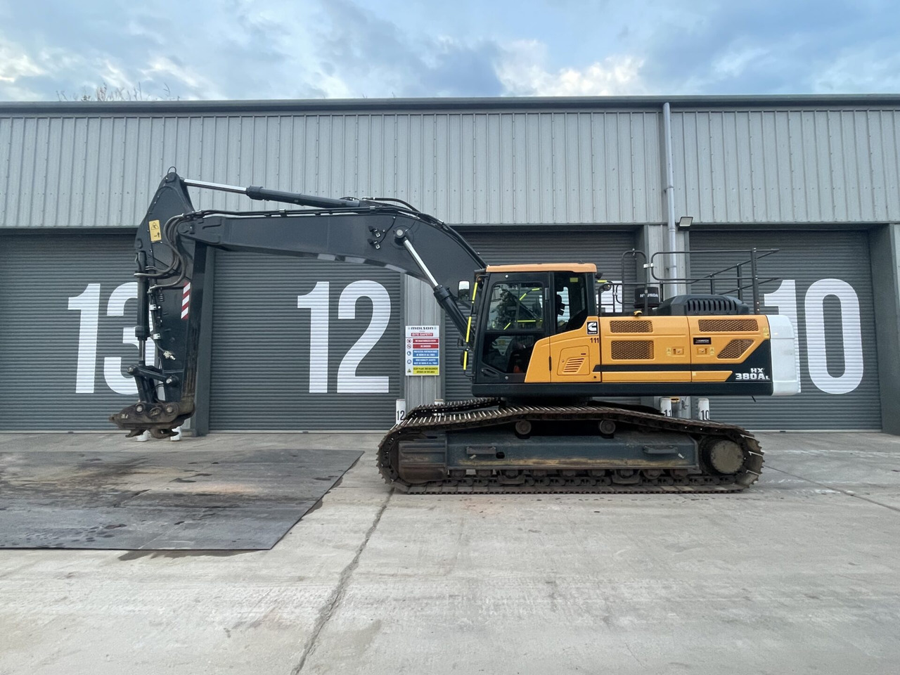 Hyundai HX380AL - Crawler excavator: picture 2 Hyundai HX380AL - Crawler excavator: picture 2