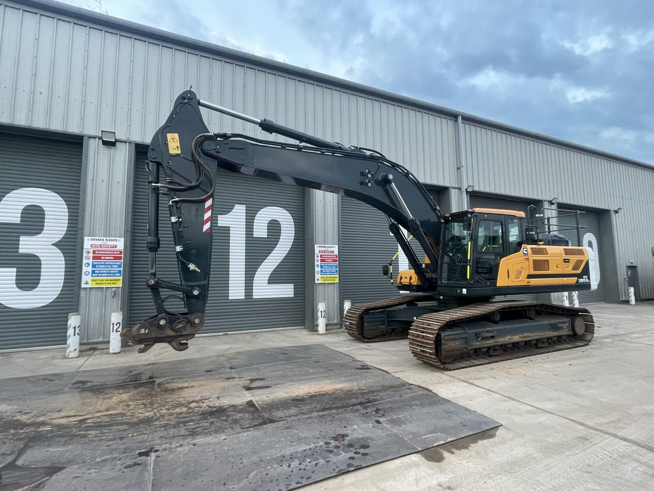 Hyundai HX380AL - Crawler excavator: picture 1 Hyundai HX380AL - Crawler excavator: picture 1