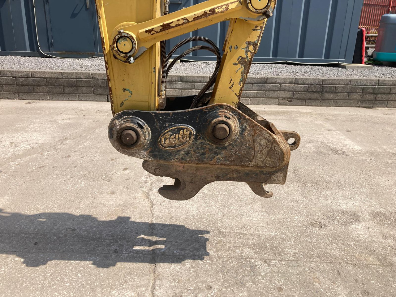 Crawler excavator Kobelco SK130LC-11: picture 9