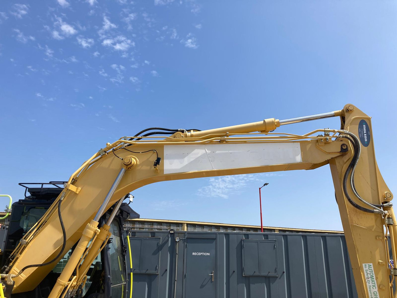 Crawler excavator Kobelco SK130LC-11: picture 15