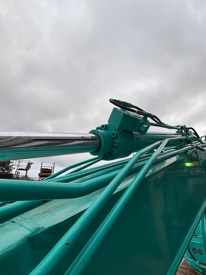 Crawler excavator Kobelco SK140SRLC-5: picture 11
