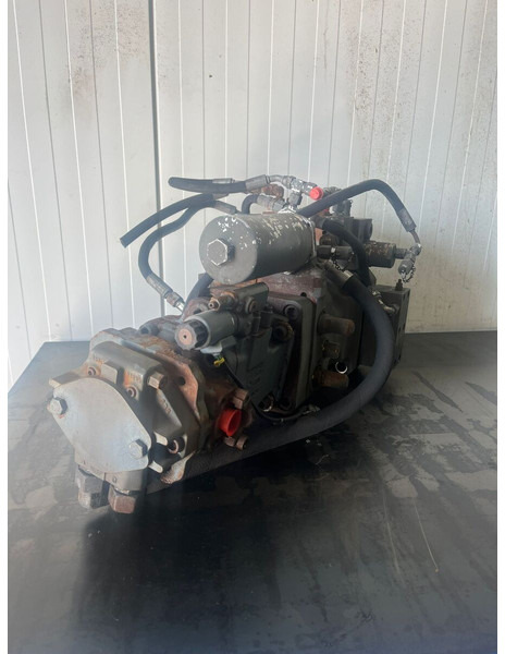 Liebherr R974B / R974 / R974 Li / A974B - Hydraulic pump: picture 2 Liebherr R974B / R974 / R974 Li / A974B - Hydraulic pump: picture 2