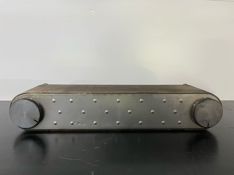 Liebherr olie koeler D9408 D 9408 - Oil cooler: picture 1 Liebherr olie koeler D9408 D 9408 - Oil cooler: picture 1