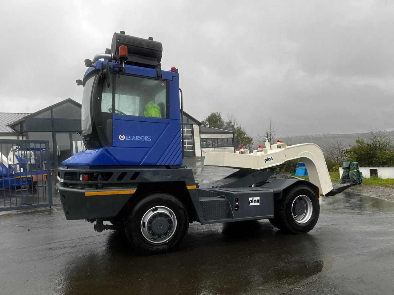 Terberg RT250 - Terminal tractor: picture 2 Terberg RT250 - Terminal tractor: picture 2