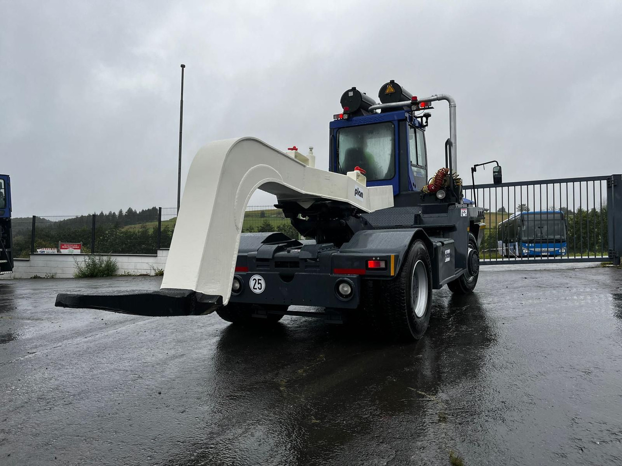 Terberg RT250 - Terminal tractor: picture 5 Terberg RT250 - Terminal tractor: picture 5