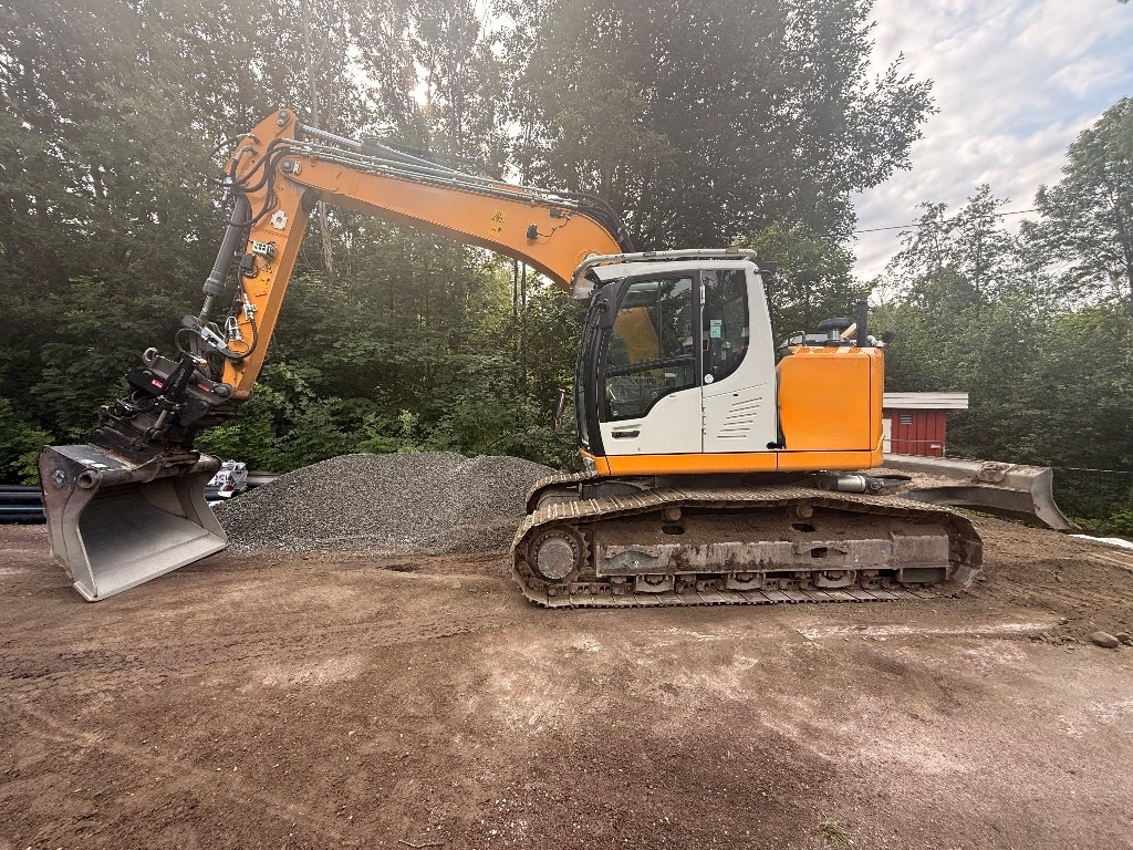 Liebherr R920 Compact LC - Crawler excavator: picture 1 Liebherr R920 Compact LC - Crawler excavator: picture 1