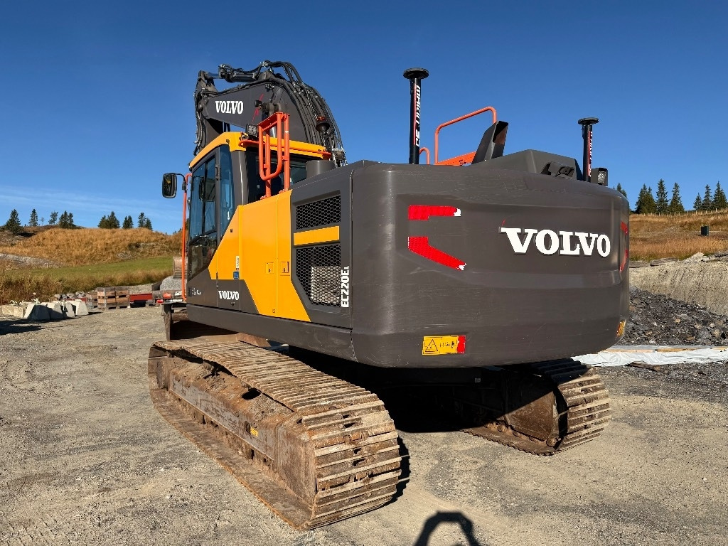 Volvo EC220EL  - Crawler excavator: picture 2 Volvo EC220EL  - Crawler excavator: picture 2