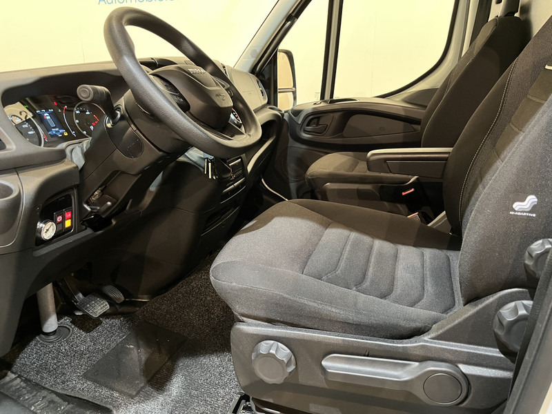 Box van Iveco Daily 35S18 3.0 BE Clixtar Automaat Bakwagen met Laadklep / Laadvermogen 3.060 KG / Euro 6 / Luchtvering / Airco / Camera / CarPlay / Cruise Control /: picture 6