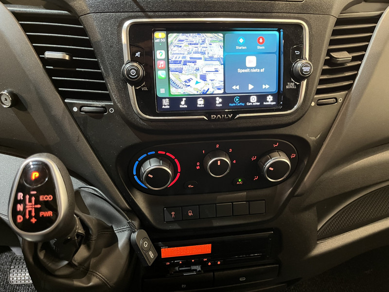 Box van Iveco Daily 35S18 3.0 BE Clixtar Automaat Bakwagen met Laadklep / Laadvermogen 3.060 KG / Euro 6 / Luchtvering / Airco / Camera / CarPlay / Cruise Control /: picture 9