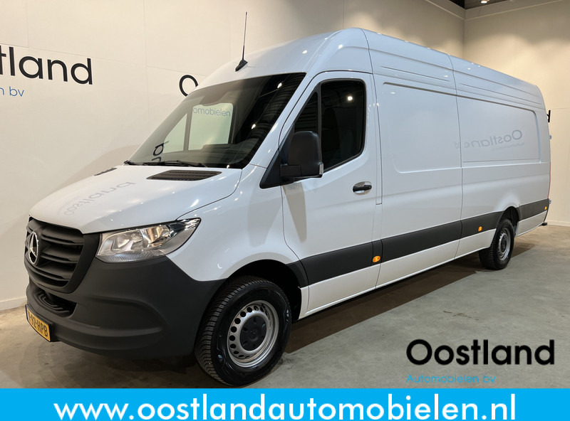 Mercedes-Benz Sprinter 315 CDI L4H2 RWD / Euro 6 / MBUX / Airco / Cruise Control / Camera / CarPlay / Navigatie / 3.300 KM !! / BPM VRIJ !! - Panel van: picture 1 Mercedes-Benz Sprinter 315 CDI L4H2 RWD / Euro 6 / MBUX / Airco / Cruise Control / Camera / CarPlay / Navigatie / 3.300 KM !! / BPM VRIJ !! - Panel van: picture 1
