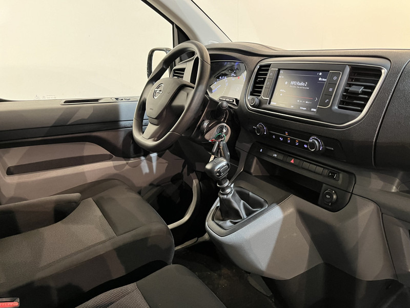 Opel Vivaro 1.5 CDTI L3H1 Edition / Euro 6 / Airco / Camera / Cruise Control / CarPlay / 87.500 KM !! / BPM VRIJ !! - Small van: picture 3 Opel Vivaro 1.5 CDTI L3H1 Edition / Euro 6 / Airco / Camera / Cruise Control / CarPlay / 87.500 KM !! / BPM VRIJ !! - Small van: picture 3