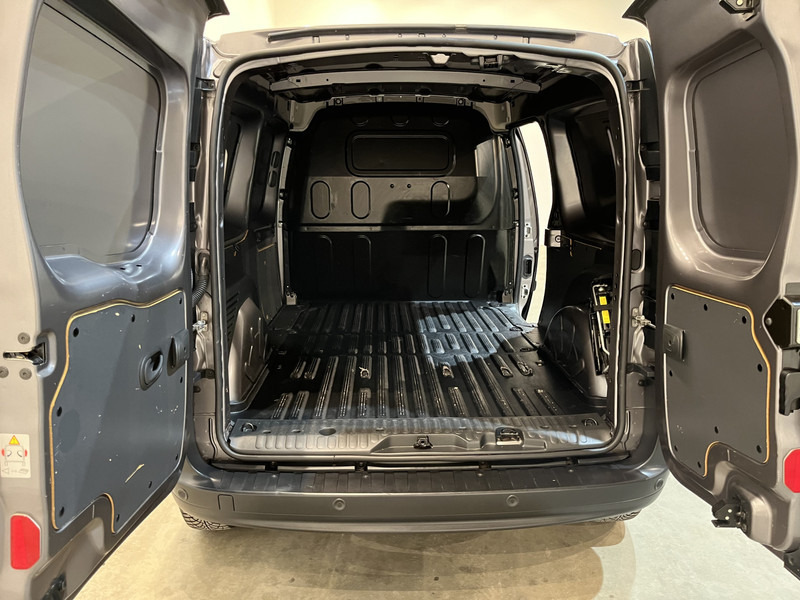 Renault Kangoo Z.E. Maxi Incl. Accu 33 KWH Automaat / 100% Elektrisch / Airco / PDC / 32.900 KM !! / BPM VRIJ !! - Small van, Electric van: picture 4 Renault Kangoo Z.E. Maxi Incl. Accu 33 KWH Automaat / 100% Elektrisch / Airco / PDC / 32.900 KM !! / BPM VRIJ !! - Small van, Electric van: picture 4