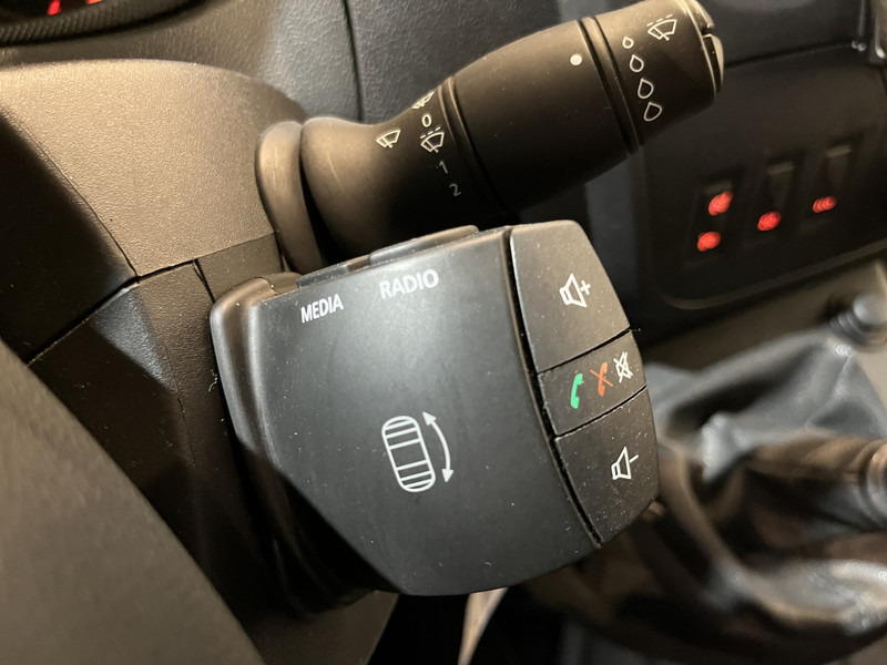 Panel van Renault Master 2.3 dCi L2H2 145 PK Servicebus / Bott Inrichting / Euro 6 / 220V. / Airco / Cruise Control / Camera / Trekhaak: picture 14