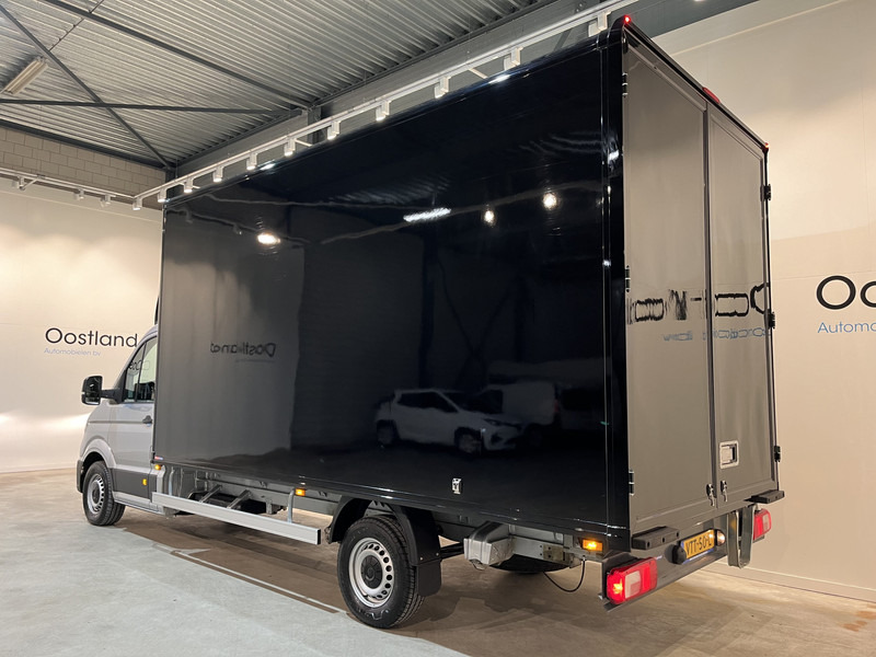 Volkswagen Crafter 35 2.0 TDI 140 pk Bakwagen 2.41 Mtr. H / Meubelbak / Euro 6 / Airco / Cruise Control / CarPlay / 23.400 KM !! - Box van: picture 3 Volkswagen Crafter 35 2.0 TDI 140 pk Bakwagen 2.41 Mtr. H / Meubelbak / Euro 6 / Airco / Cruise Control / CarPlay / 23.400 KM !! - Box van: picture 3