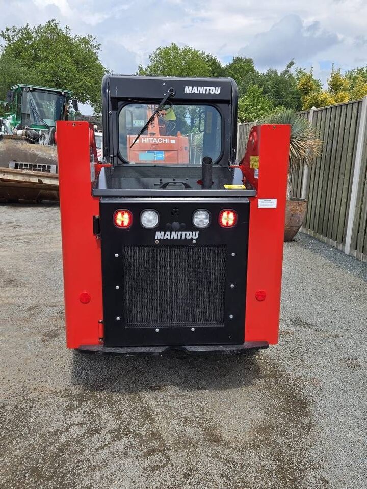 Manitou 1350 R - Skid steer loader: picture 4 Manitou 1350 R - Skid steer loader: picture 4
