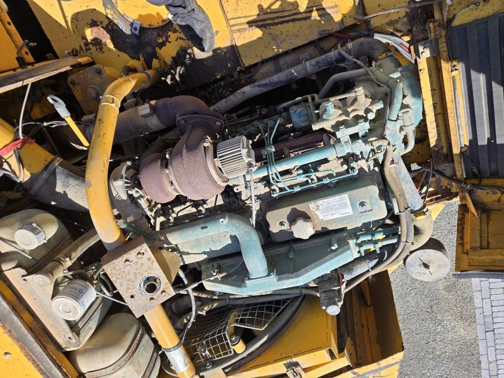 Articulated dumper Volvo BM A 25: picture 16