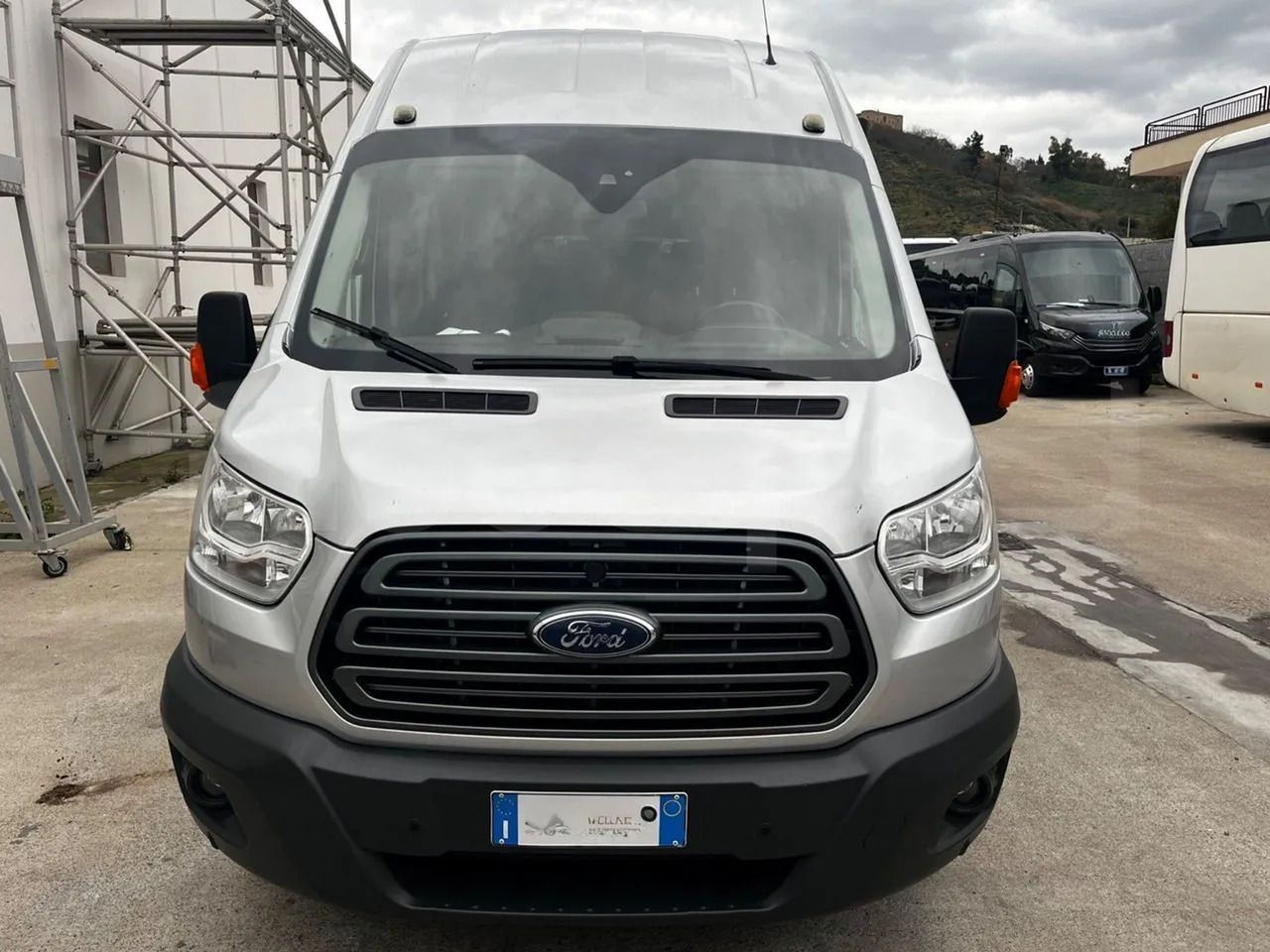 Ford Transit - Suburban bus: picture 2 Ford Transit - Suburban bus: picture 2