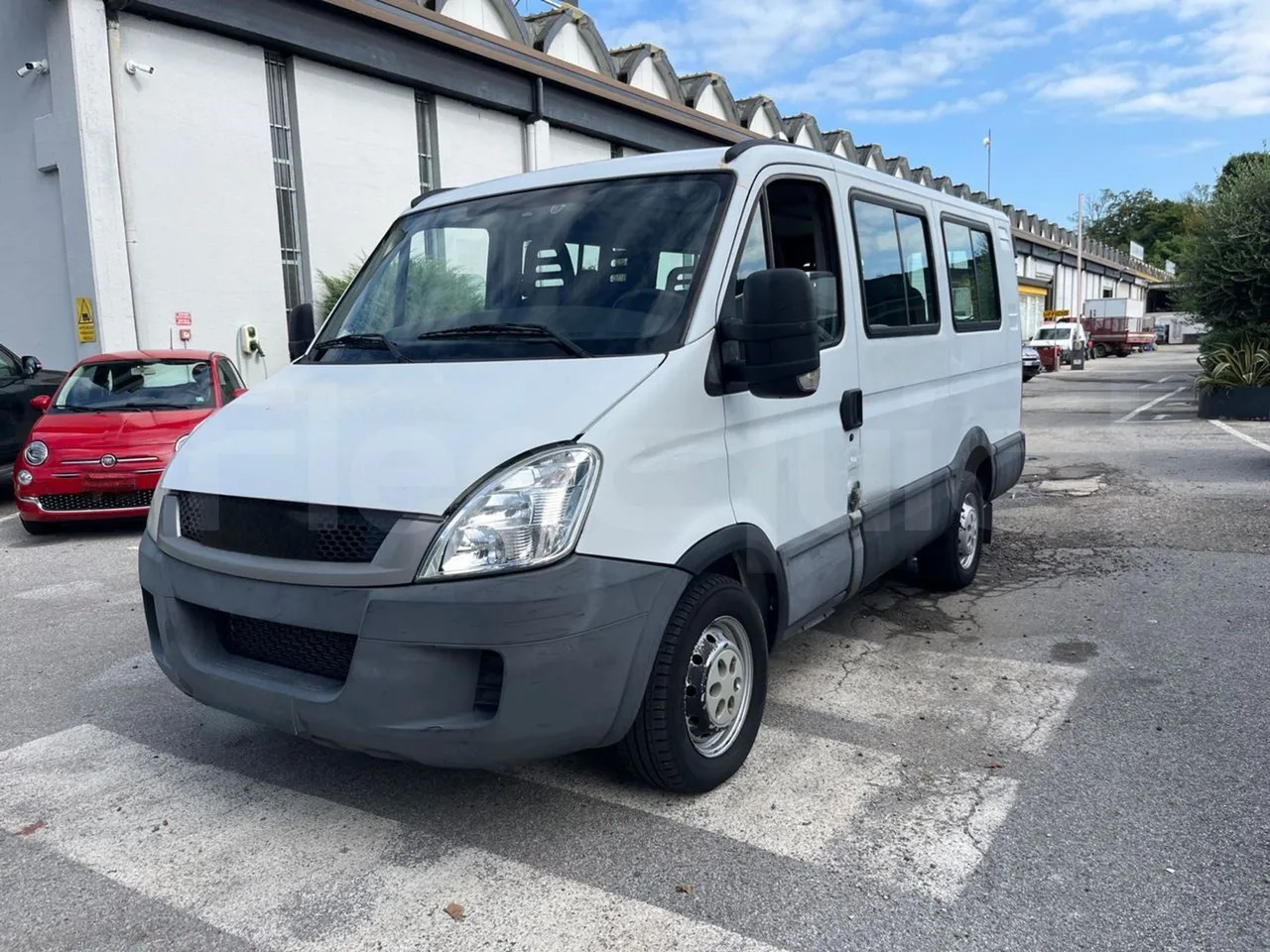 Iveco Daily - Minibus, Passenger van: picture 4 Iveco Daily - Minibus, Passenger van: picture 4