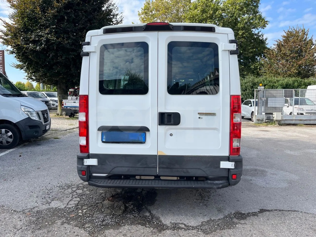 Iveco Daily - Minibus, Passenger van: picture 5 Iveco Daily - Minibus, Passenger van: picture 5