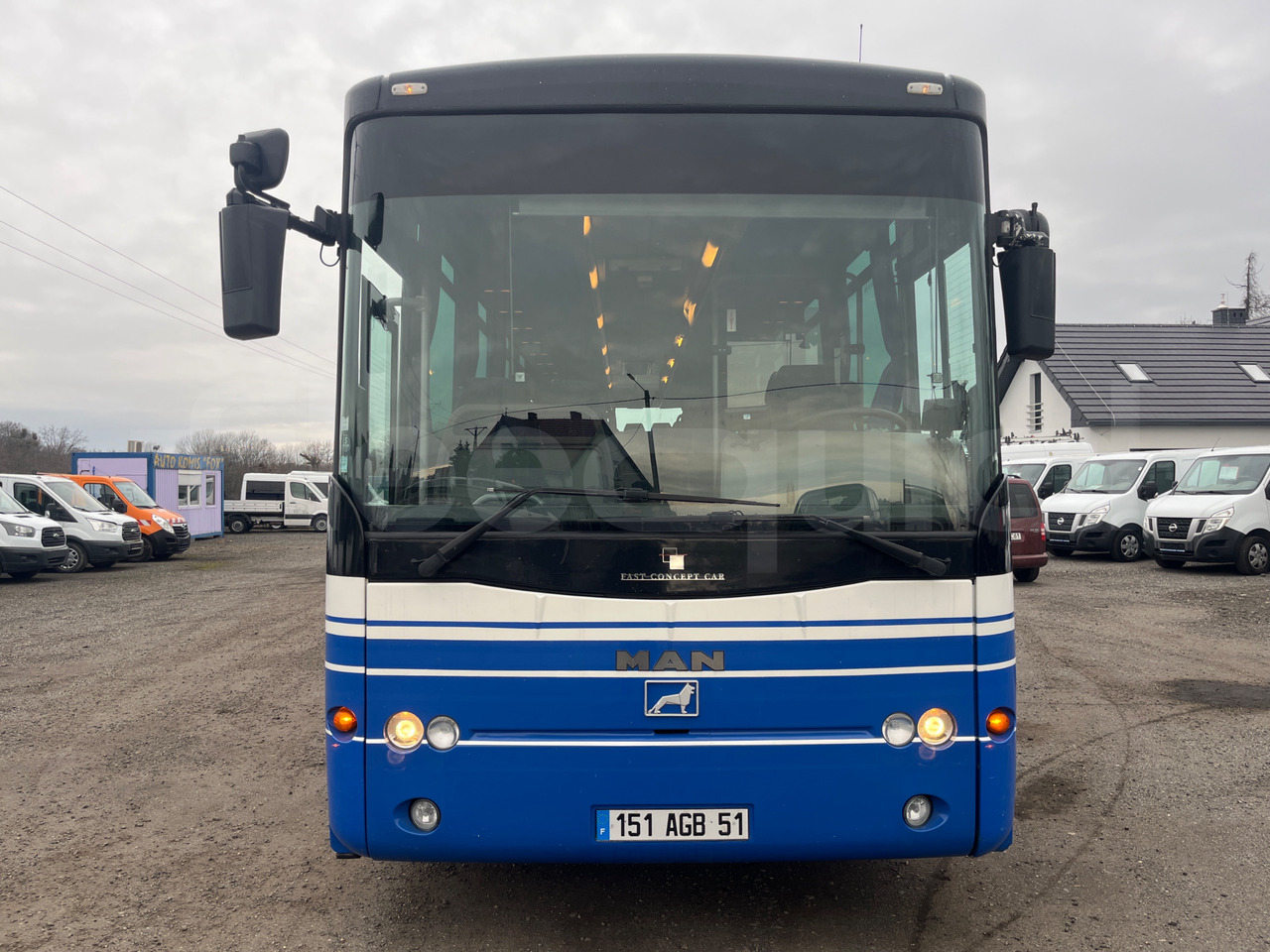 Man A51 - Coach: picture 2 Man A51 - Coach: picture 2