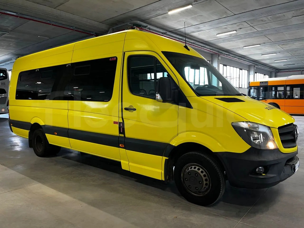 Minibus, Passenger van Mercedes-Benz Sprinter: picture 1