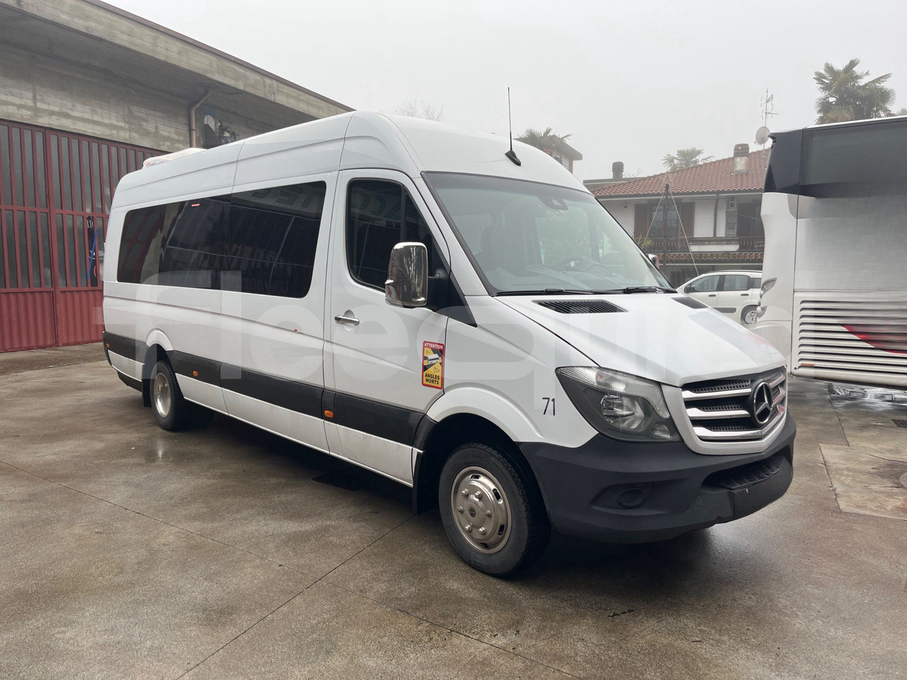 Mercedes-Benz Sprinter - Coach: picture 1 Mercedes-Benz Sprinter - Coach: picture 1