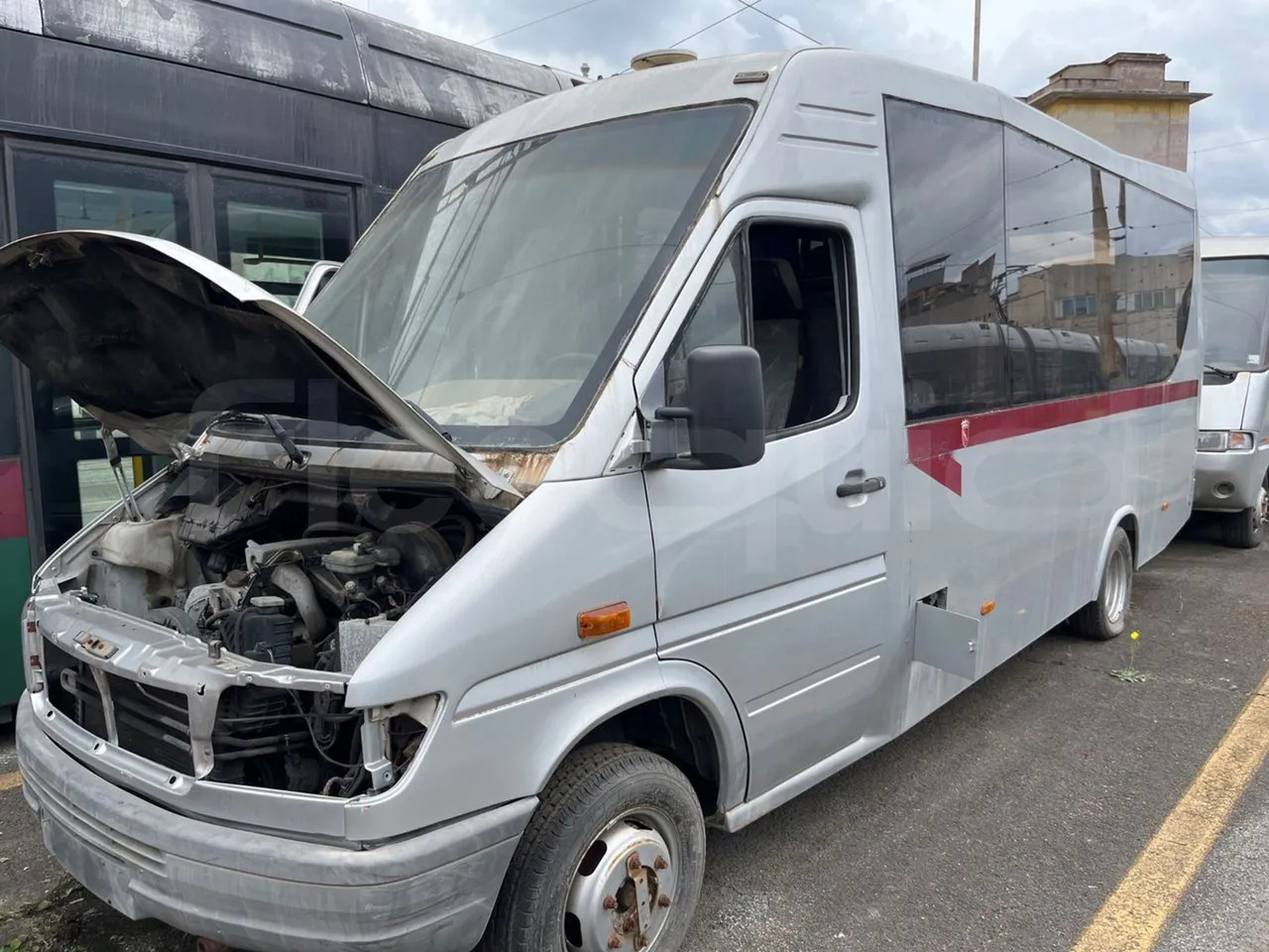 N. 2 Mercedes-Benz 414T - Minibus, Passenger van: picture 3 N. 2 Mercedes-Benz 414T - Minibus, Passenger van: picture 3