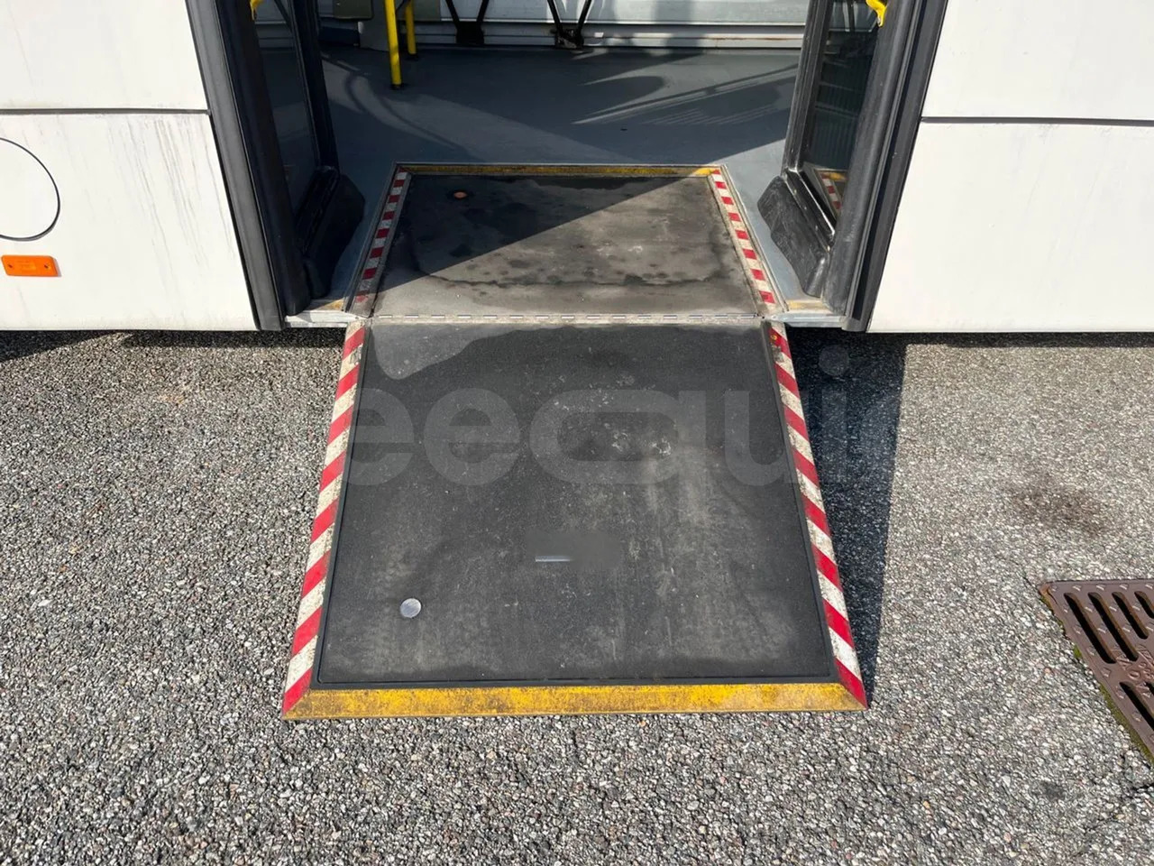City bus Solaris Urbino: picture 16