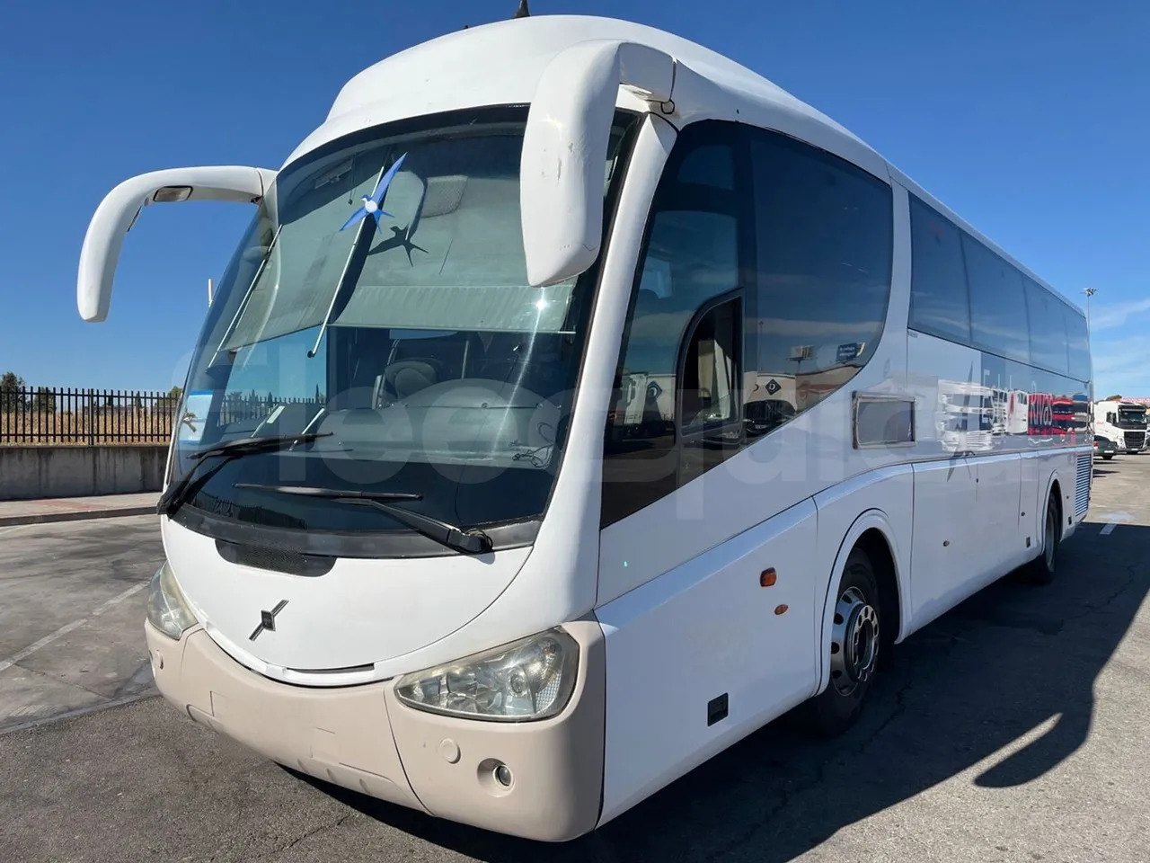 Volvo B12B - Coach: picture 4 Volvo B12B - Coach: picture 4