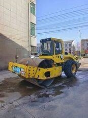 Bomag BW 220D-40 - Road roller: picture 2 Bomag BW 220D-40 - Road roller: picture 2