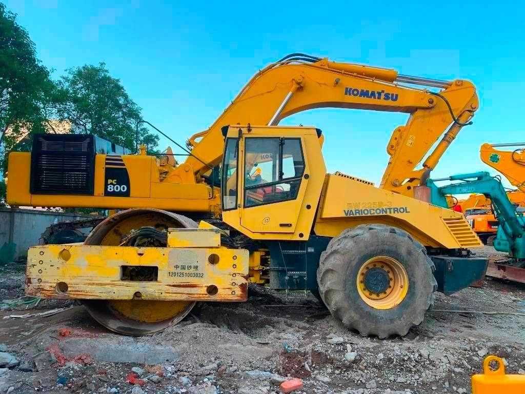Bomag BW 225 D-3 - Road roller: picture 2 Bomag BW 225 D-3 - Road roller: picture 2