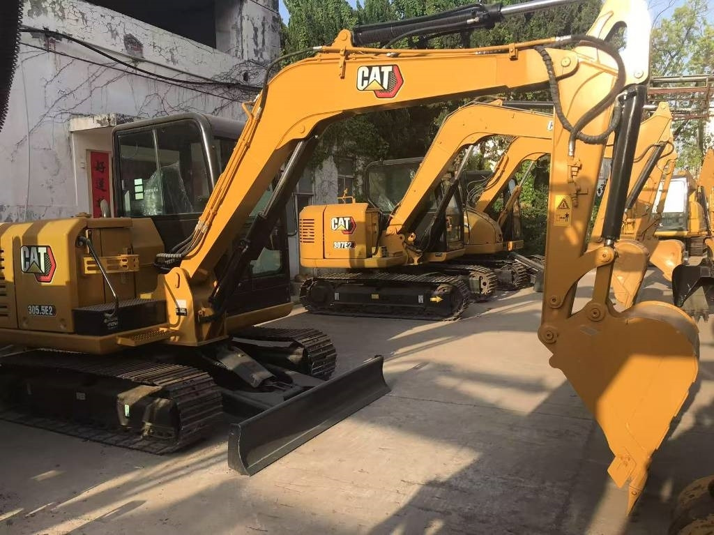 CAT 305.5E2 - Crawler excavator: picture 2 CAT 305.5E2 - Crawler excavator: picture 2