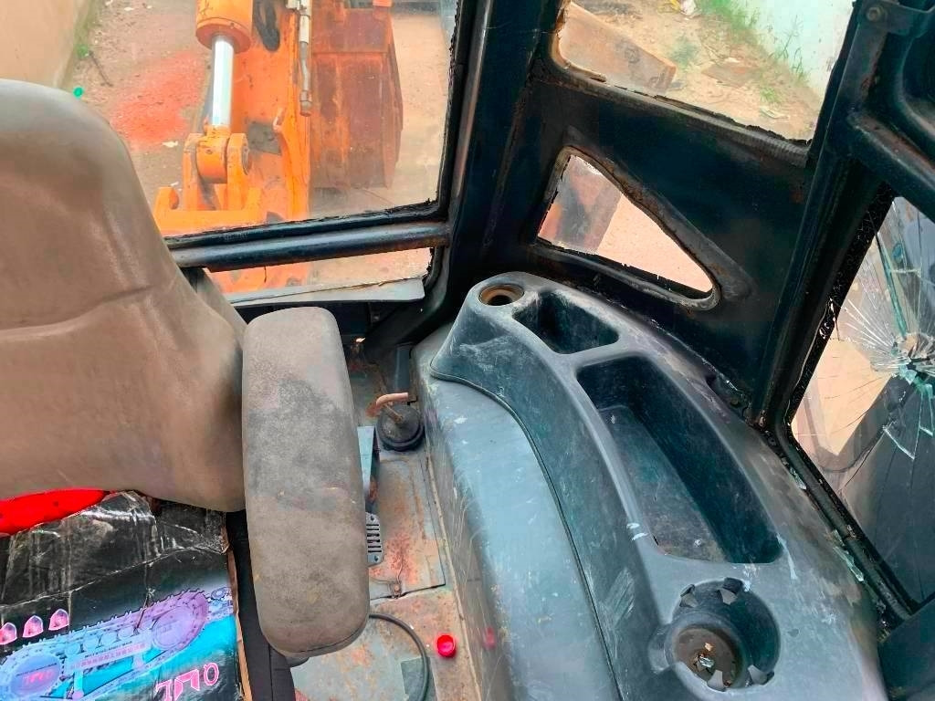 Case 580 M  - Backhoe loader: picture 5 Case 580 M  - Backhoe loader: picture 5