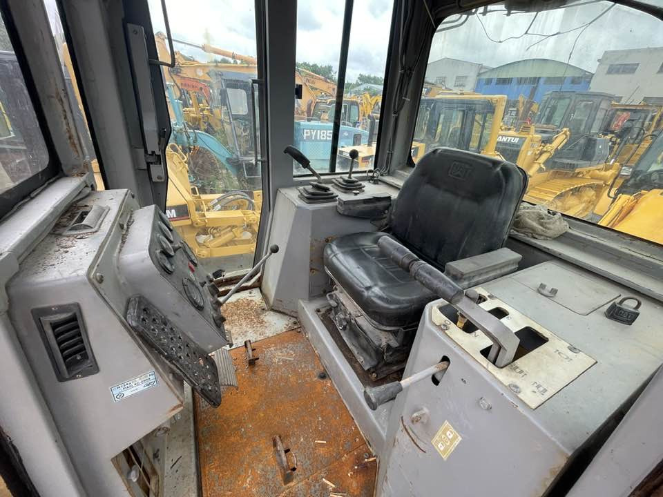 Caterpillar D7G2 LGP - Construction machinery: picture 4 Caterpillar D7G2 LGP - Construction machinery: picture 4
