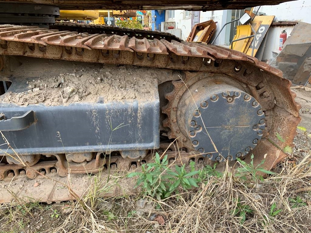 Komatsu PC 240 - Crawler excavator: picture 4 Komatsu PC 240 - Crawler excavator: picture 4