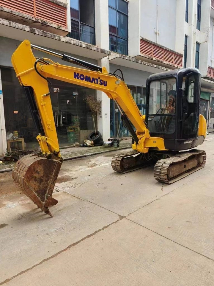 Komatsu PC 35MR-8 - Mini excavator: picture 1 Komatsu PC 35MR-8 - Mini excavator: picture 1