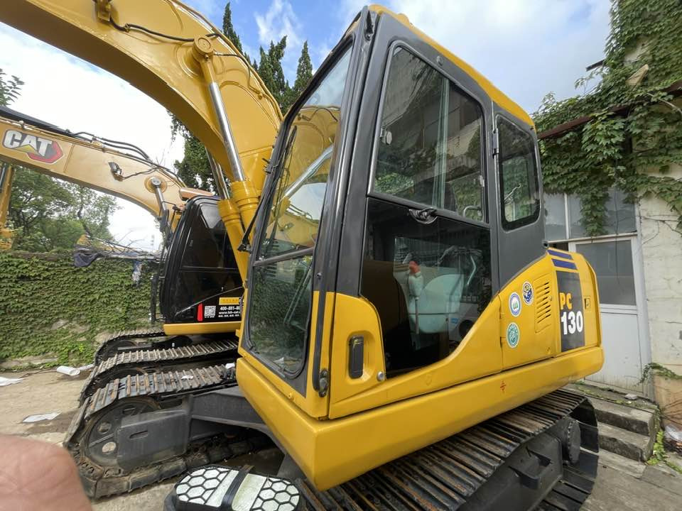 Komatsu PC130 - Mini excavator: picture 5 Komatsu PC130 - Mini excavator: picture 5