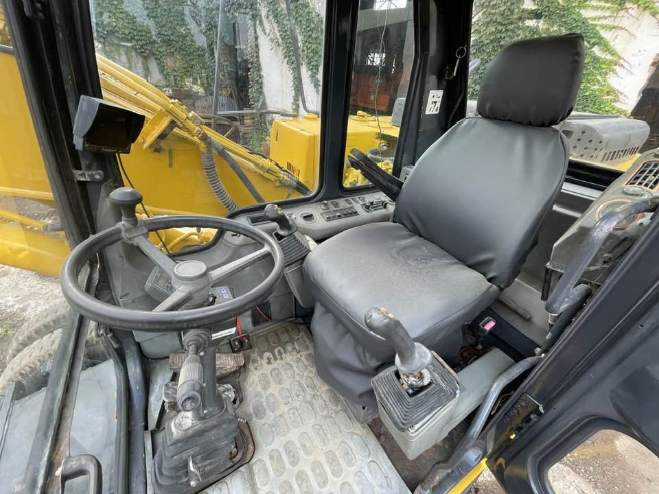Wheel excavator Komatsu PW160: picture 13