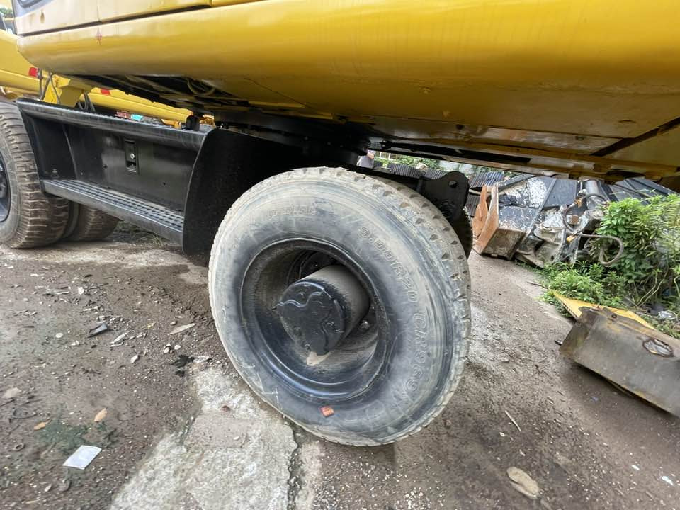 Wheel excavator Komatsu PW160: picture 21