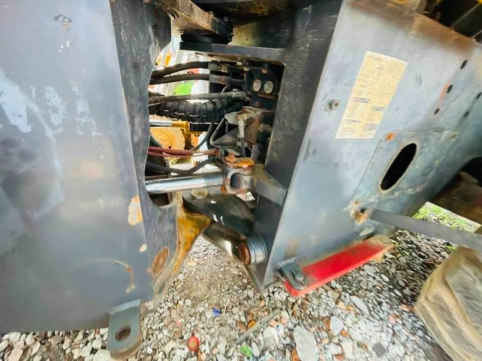 Komatsu WA320 - Wheel loader: picture 1 Komatsu WA320 - Wheel loader: picture 1