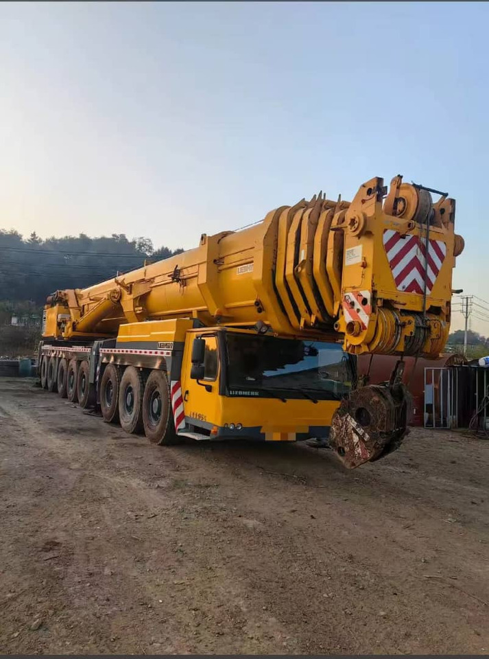 LIEBHERR LTM 1500-8.1 - All terrain crane: picture 2 LIEBHERR LTM 1500-8.1 - All terrain crane: picture 2